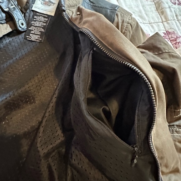 Harley Davidson Riding Jacket - Picture 8 of 15